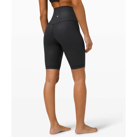 LULULEMON Align Super High Rise Short 10" Sz 2 Formulate Emboss Black - Picture 3 of 8